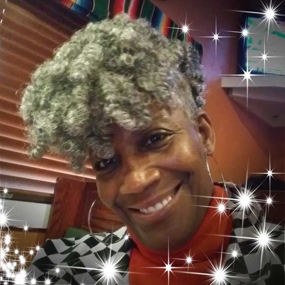 Poshmark profile picture for @wa5